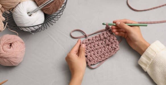 Πλέξιμο με βελονάκι